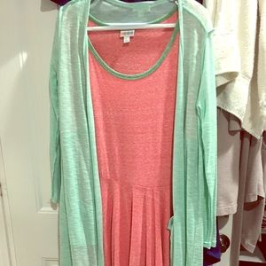 Lularoe Nicole (L) & Sarah (M)